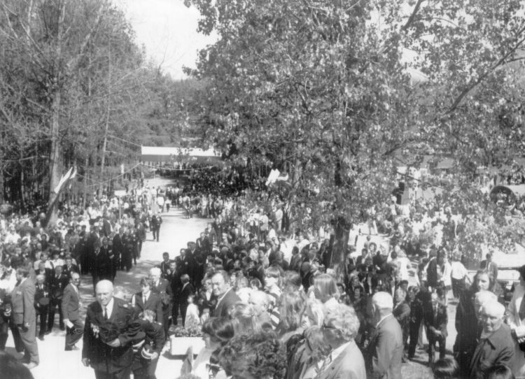 Tysiące ludzi przybyło na Kopiec Kościuszki w Połańcu, by uczcić dwusetną rocznicę ogłoszenia Uniwersału Połanieckiego.